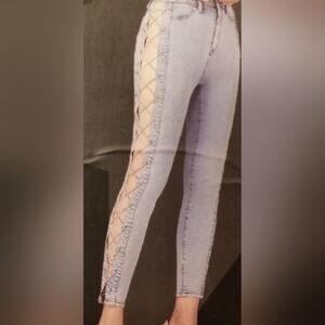 Simple Society Super High Rise Ankle Skinny Jeans